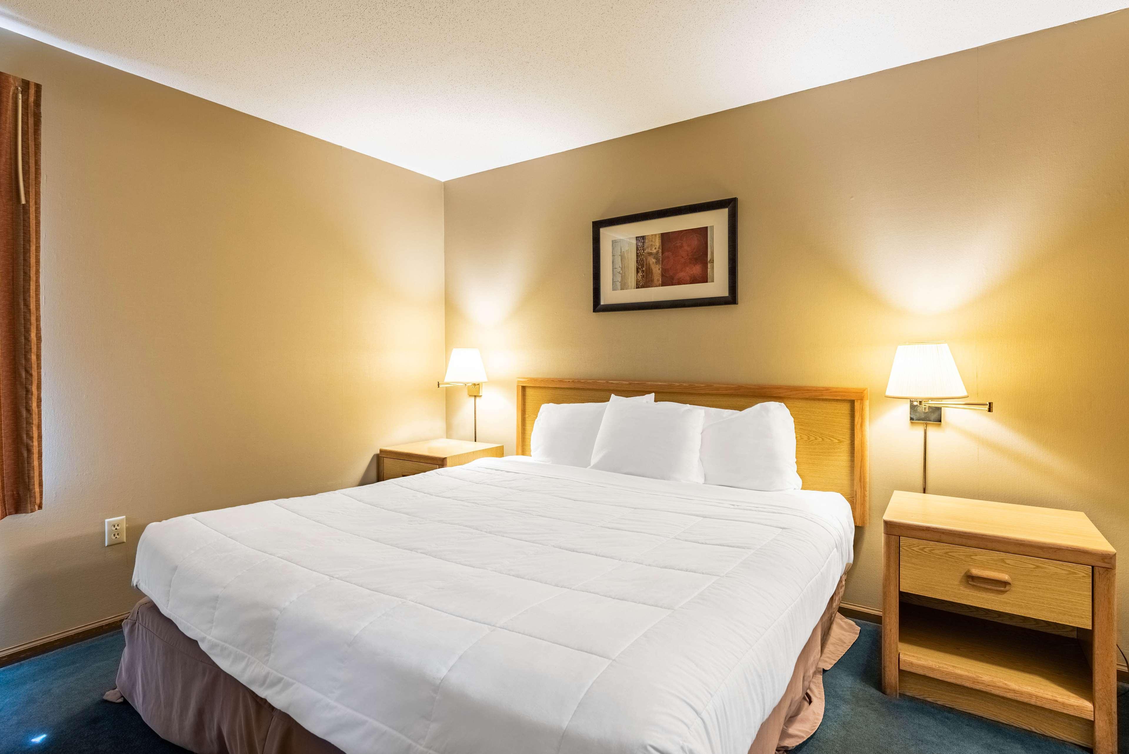 Americas Best Value Inn St. Marys Exterior photo