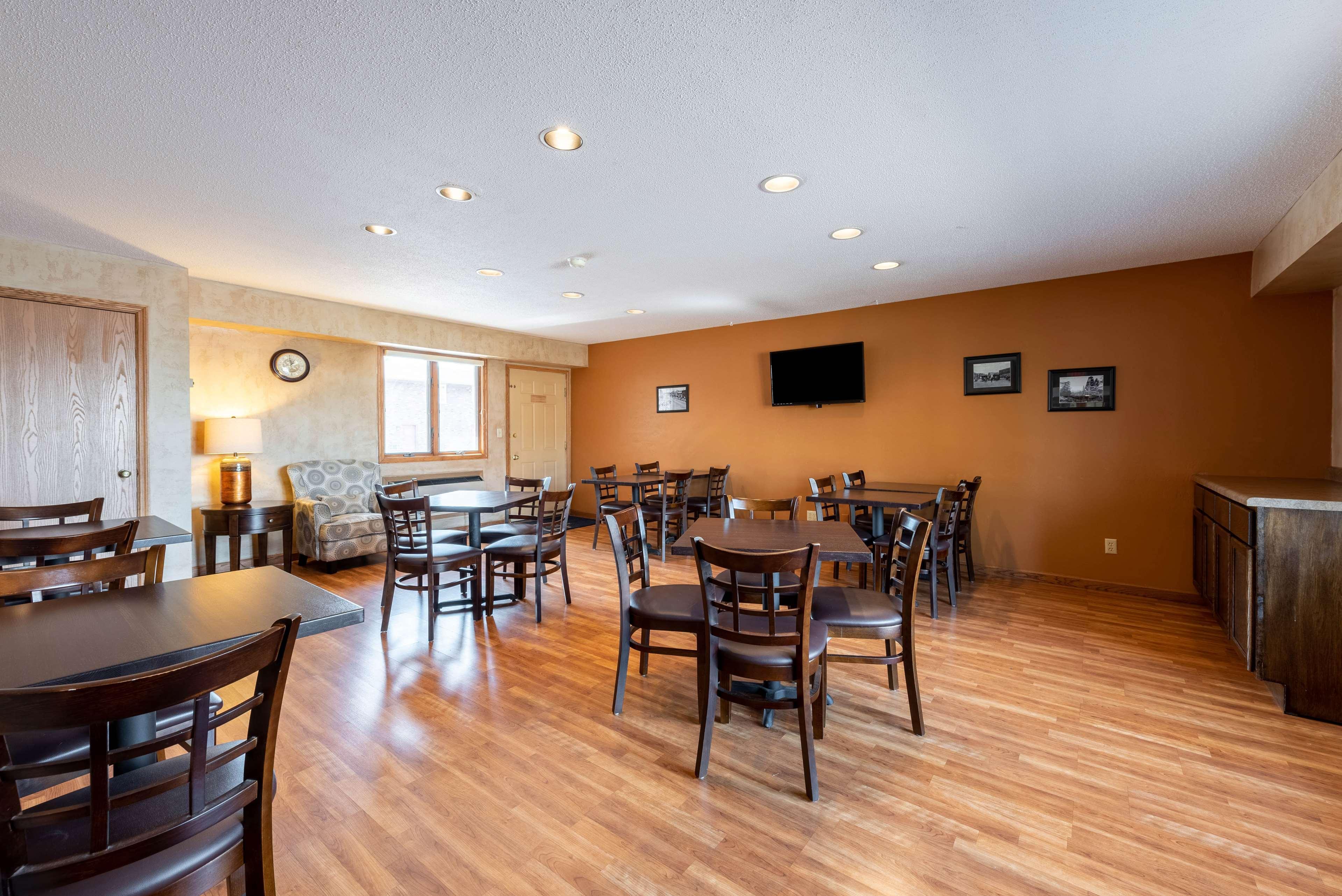 Americas Best Value Inn St. Marys Exterior photo